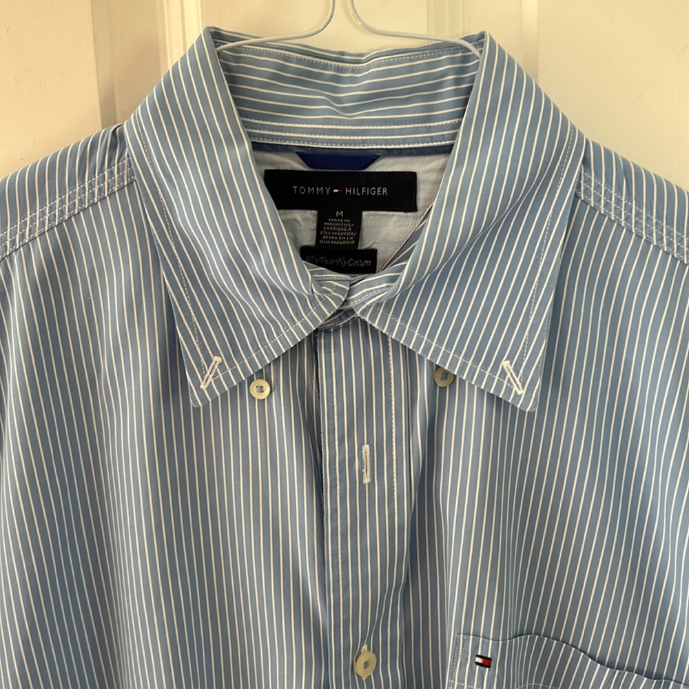TOMMY HILFIGER blue & white striped men’s shirt, size M, Two Ply Cotton